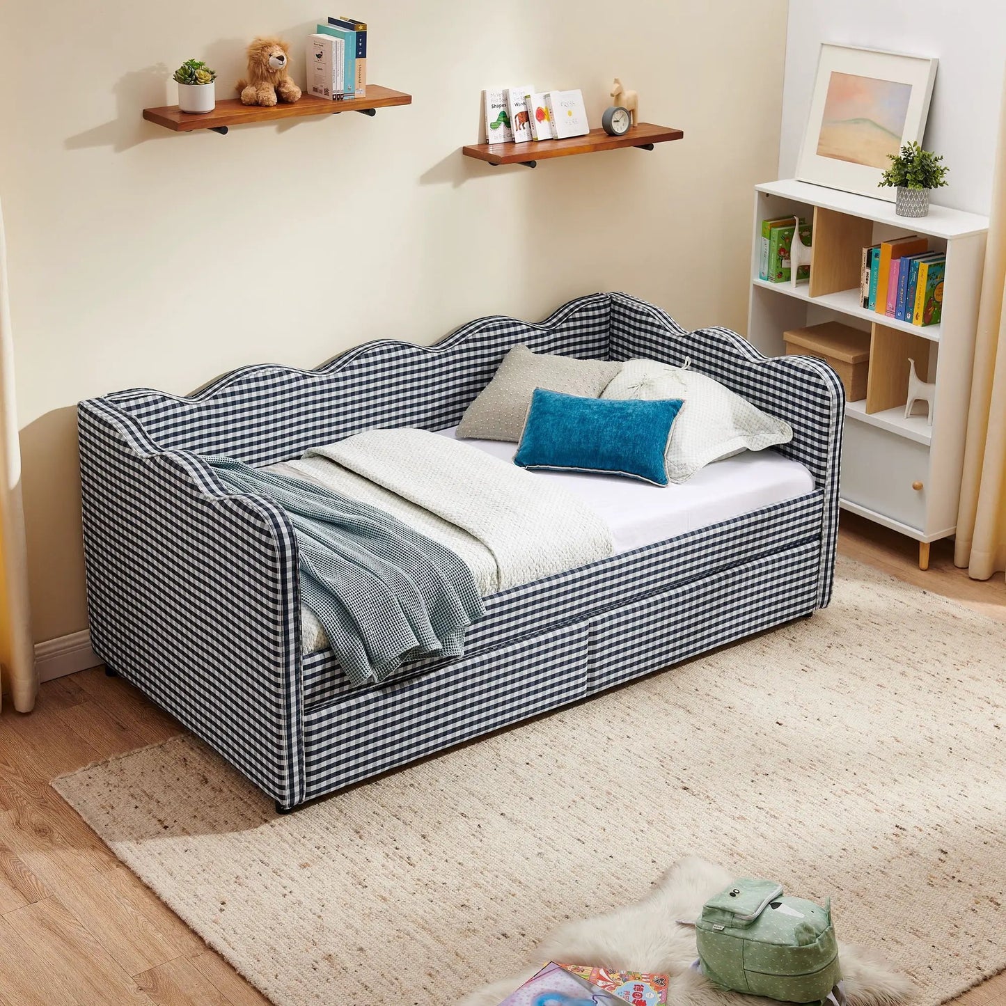 Gingham Daybed With USB Port and Wave Design