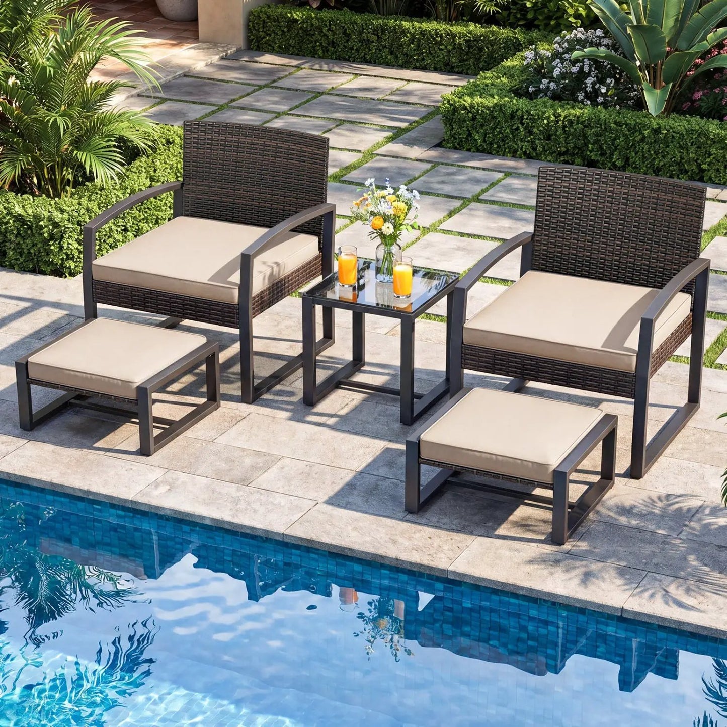 5-Piece Patio Conversation Set With 2 Ottomans