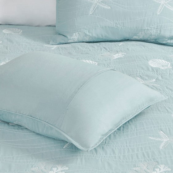 Cotton reversible quilt set in aqua with throw pillow and shell motif King/Cal King on Tampa Home & Garden Store