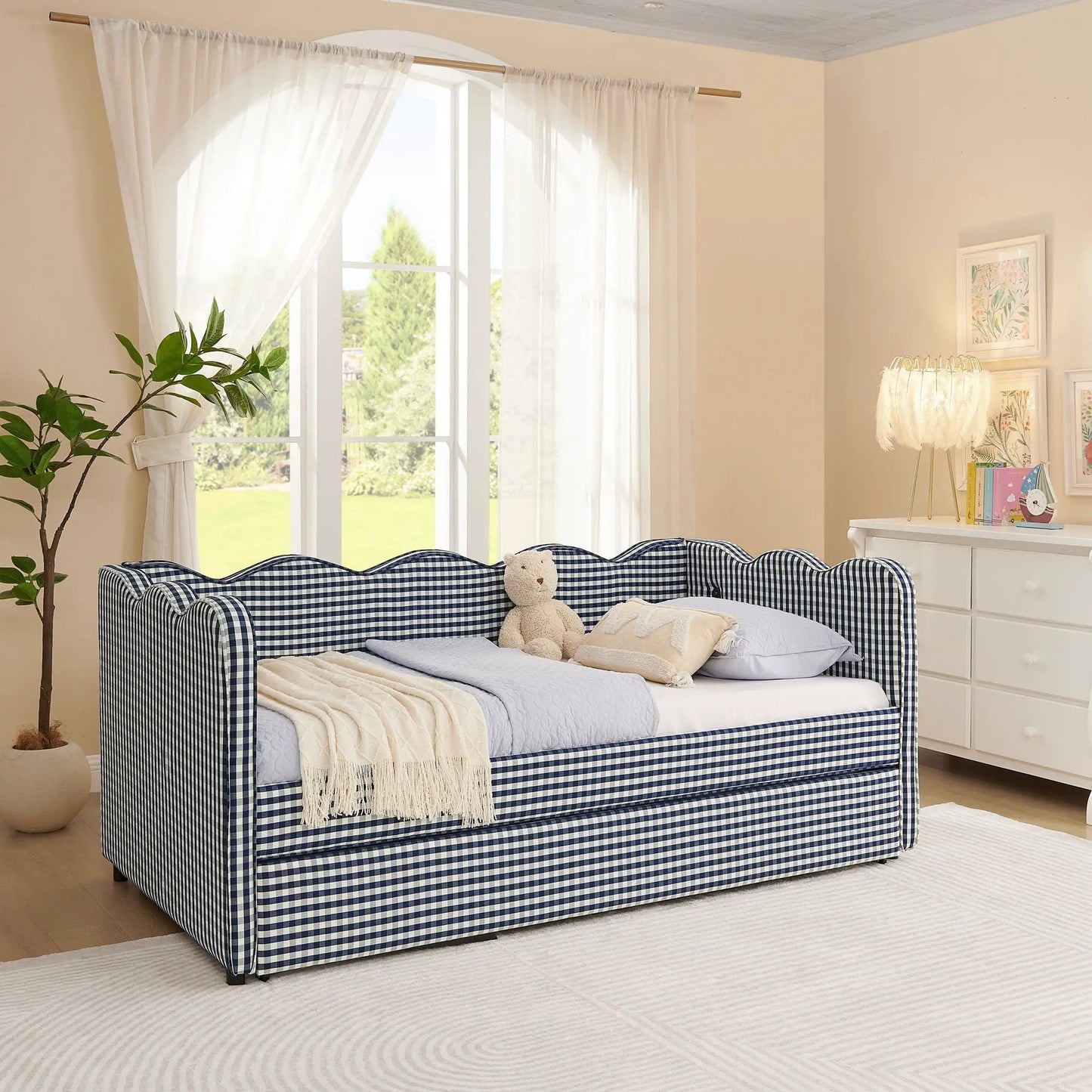 Gingham Daybed With USB Port and Wave Design