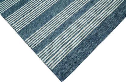 Alfombra moderna de lana a rayas blancas y azules, hecha a mano, de 5x8 y 8x10 | NAU002