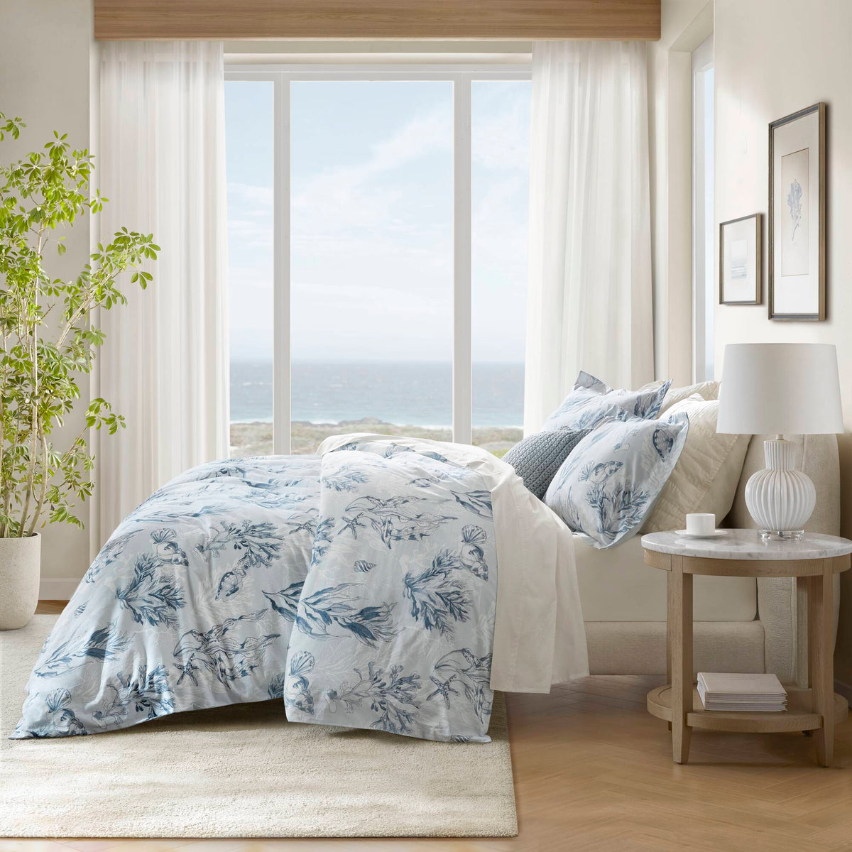King 100% cotton sateen duvet cover set navy/blue with blue botanical print on white on Tampa Home & Garden Store