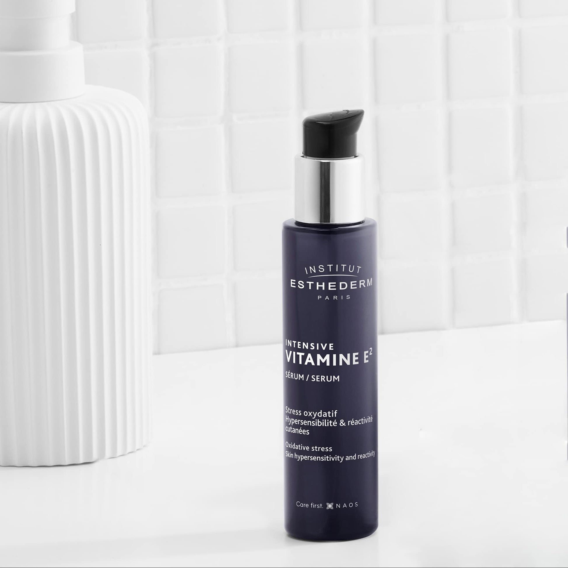 Institut Esthederm Vitamin E2 Intensive Serum pump bottle in dark blue, 30 ml on Tampa Home & Garden Store
