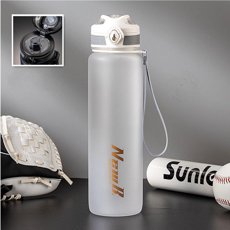 Stevvex stainless steel vacuum insulated water bottle with white cap and strap, frosted finish on Tampa Home & Garden Store