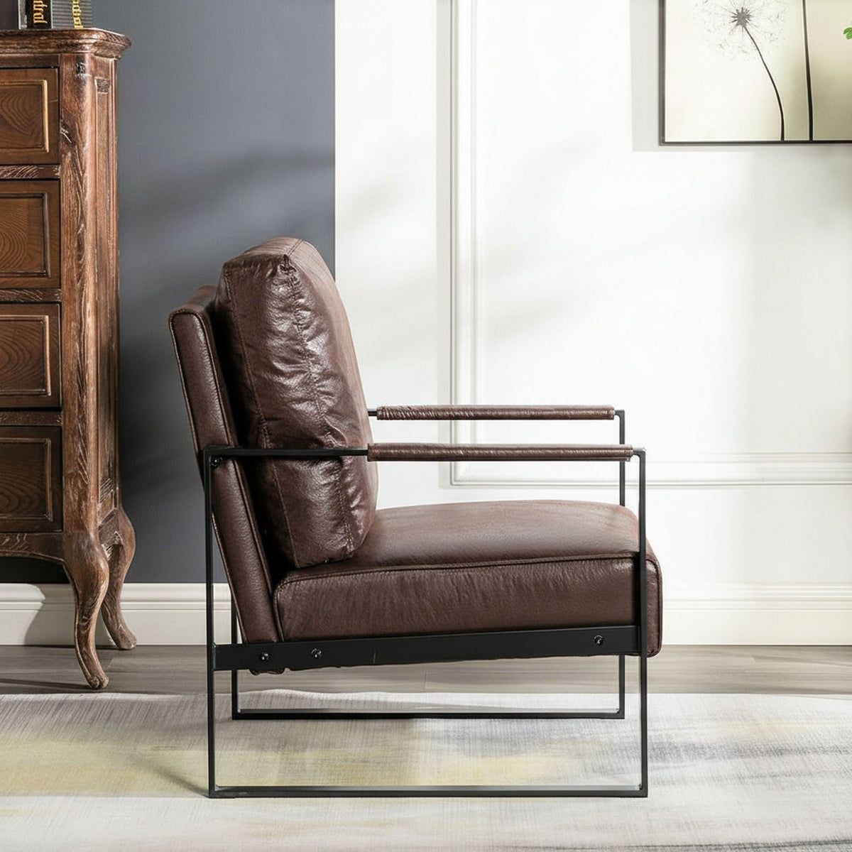 Mid Century Modern Chair With a Metal Frame