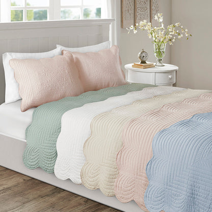 3-Piece Reversible Scalloped Edge Quilt Set blush king/cal king by HouseOfZazla on Tampa Home & Garden Store