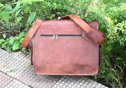 The Magnanimous Messenger - Tampa Home & Garden Store