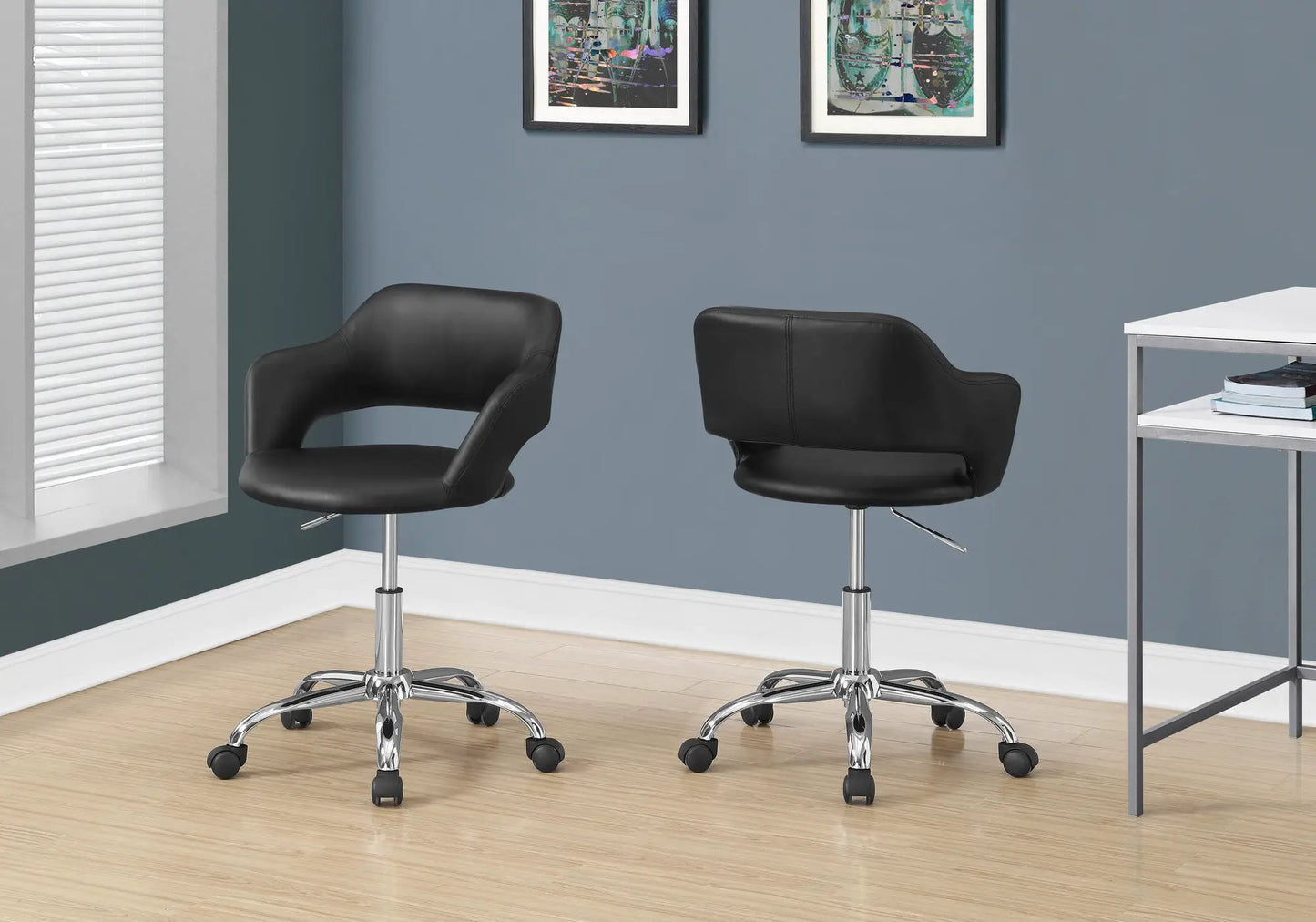 Office Chair with Adjustable Height and Swivel