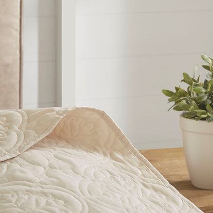 Cream Reversible Bedspread Set for Queen Beds