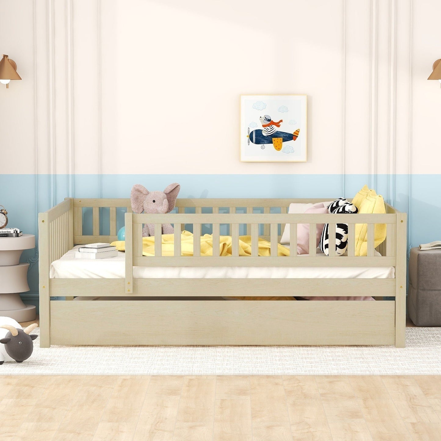 Multi Functional Wooden Daybed and Bedroom