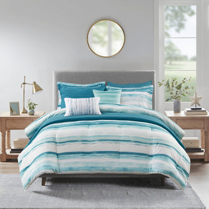 8 Piece Aqua Seersucker Quilt and Comforter Set