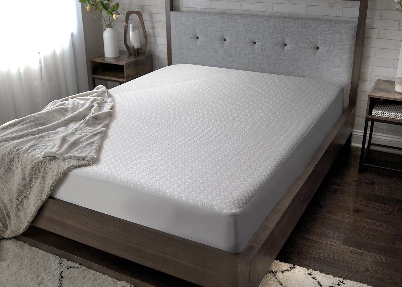 BedGear Dri-Tec Full Mattress Protector HouseOfZazla on a white patterned mattress on Tampa Home & Garden Store