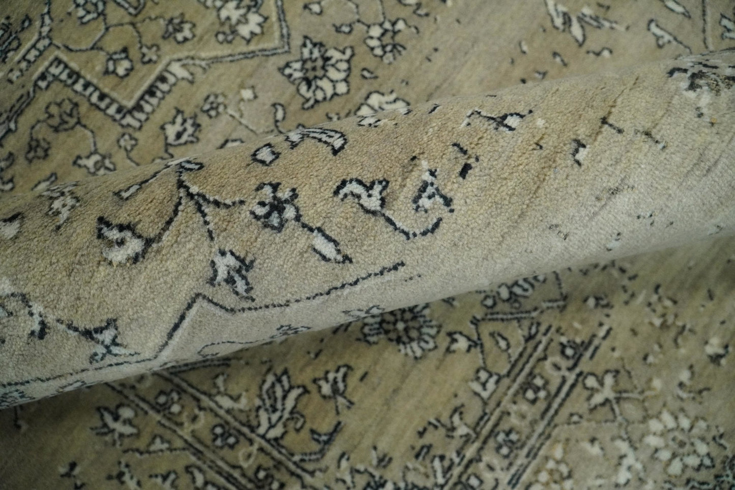 6x9 Fine Hand Knotted Beige and Black Traditional Vintage Persian Style Antique Wool Rug | AGR4 - Tampa Home & Garden Store