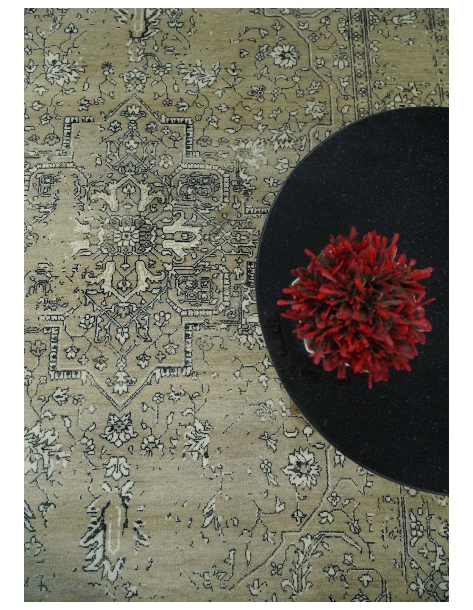 6x9 Fine Hand Knotted Beige and Black Traditional Vintage Persian Style Antique Wool Rug | AGR4 - Tampa Home & Garden Store