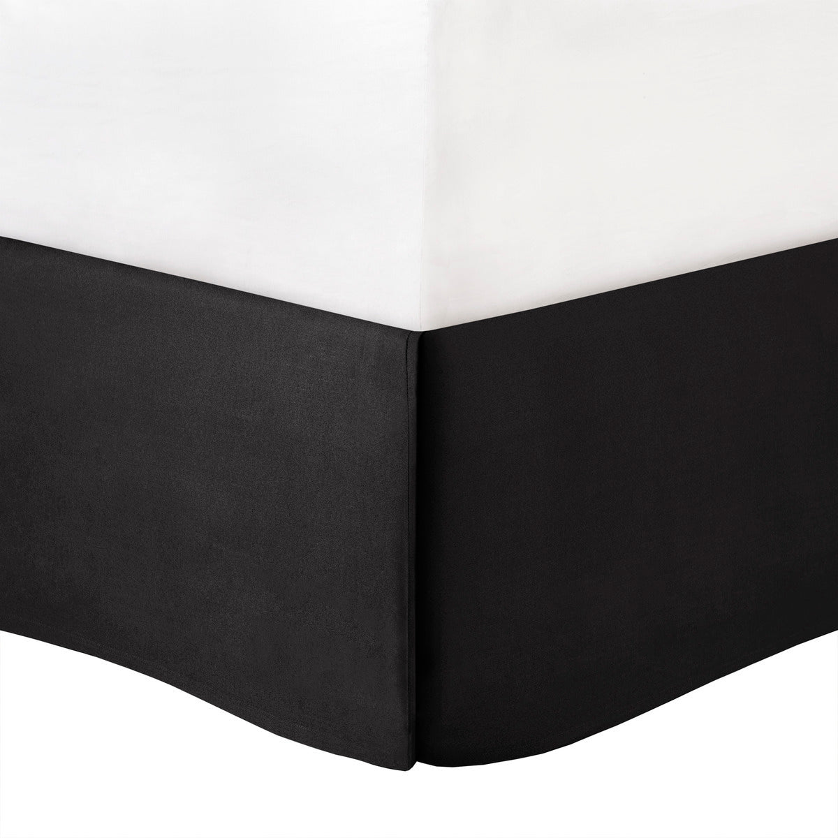 7 Piece Tufted Comforter Set in Black Cal King