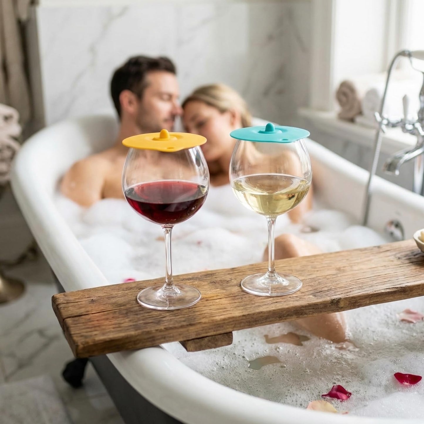 Floating Wine Glasses for Pool with Cooling Lids