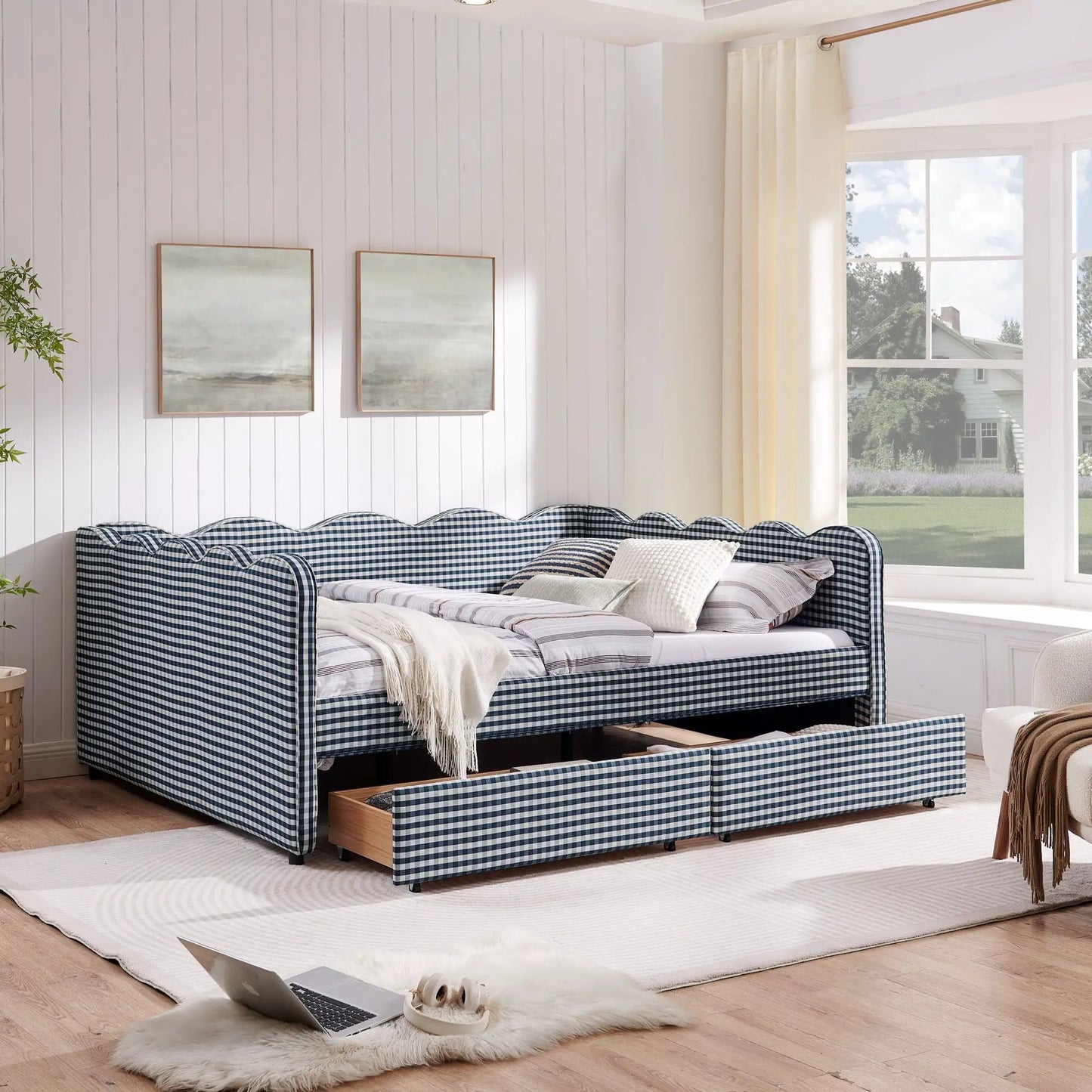 Gingham Daybed With USB Port and Wave Design