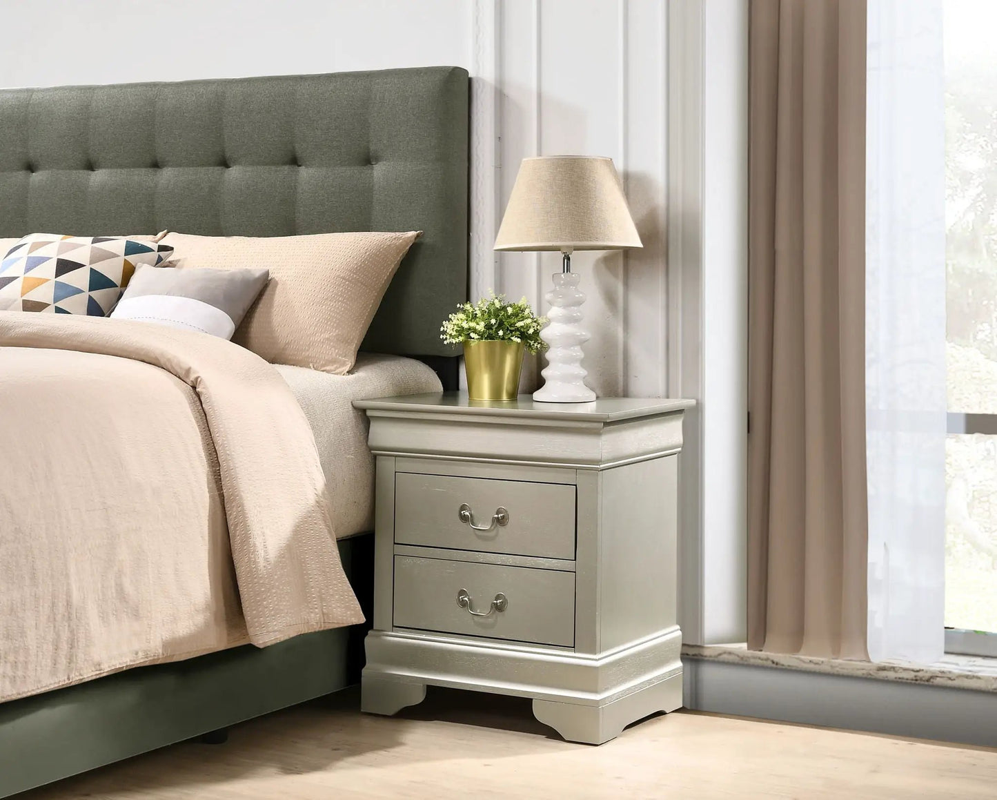 Louis Philippe Nightstand in Wood Veneer