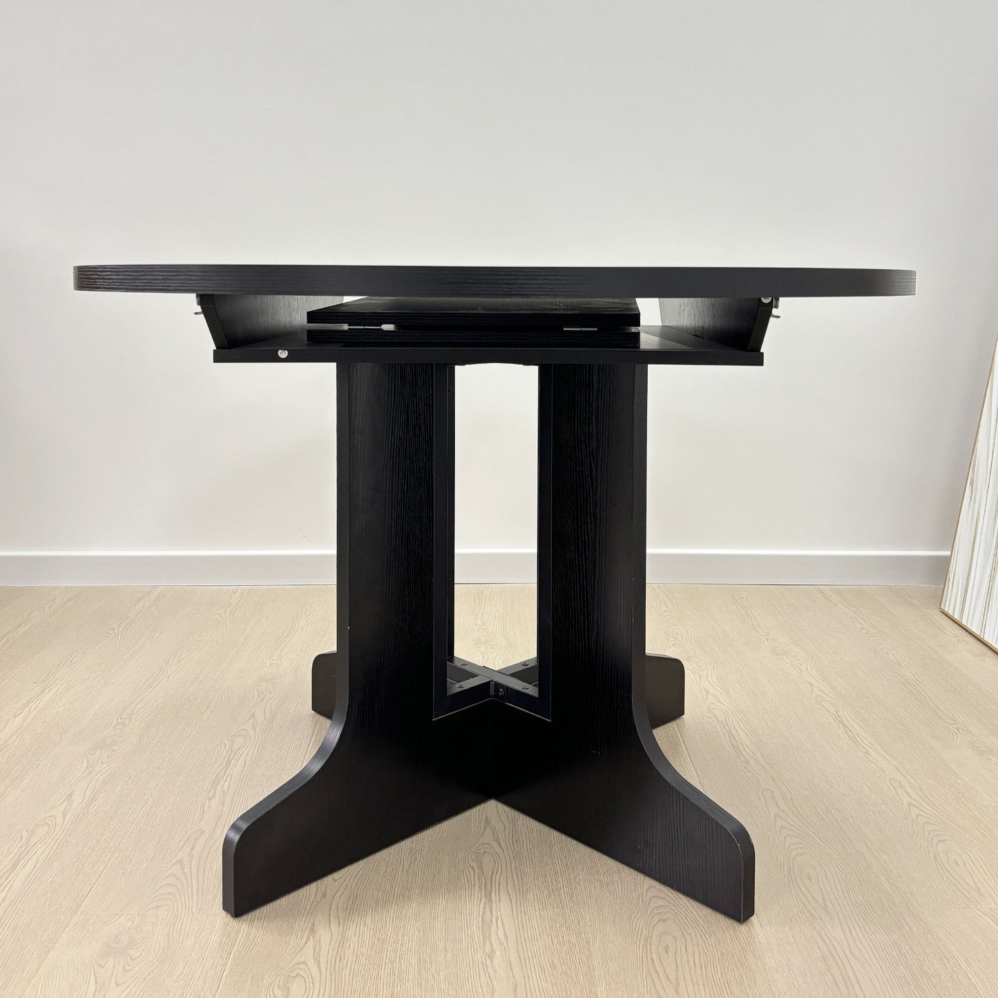 Farmhouse and Expandable Oval Dining Table