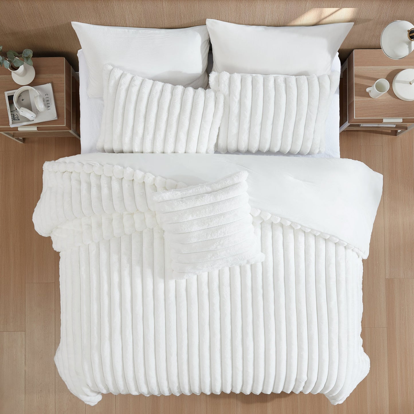 Everett White Micro Mink King Bedding Set