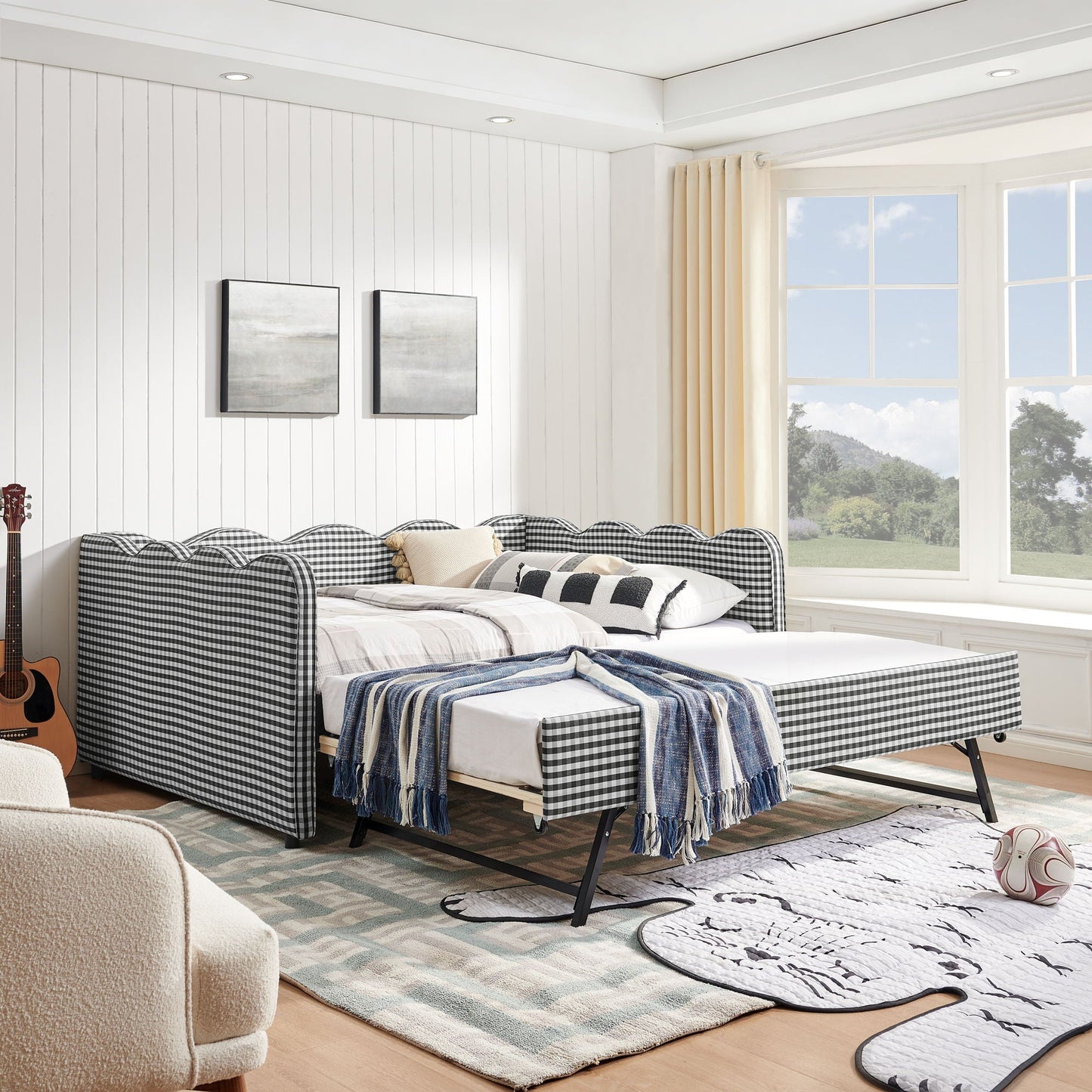 Gingham Daybed With Usb Port And The Wave Shape