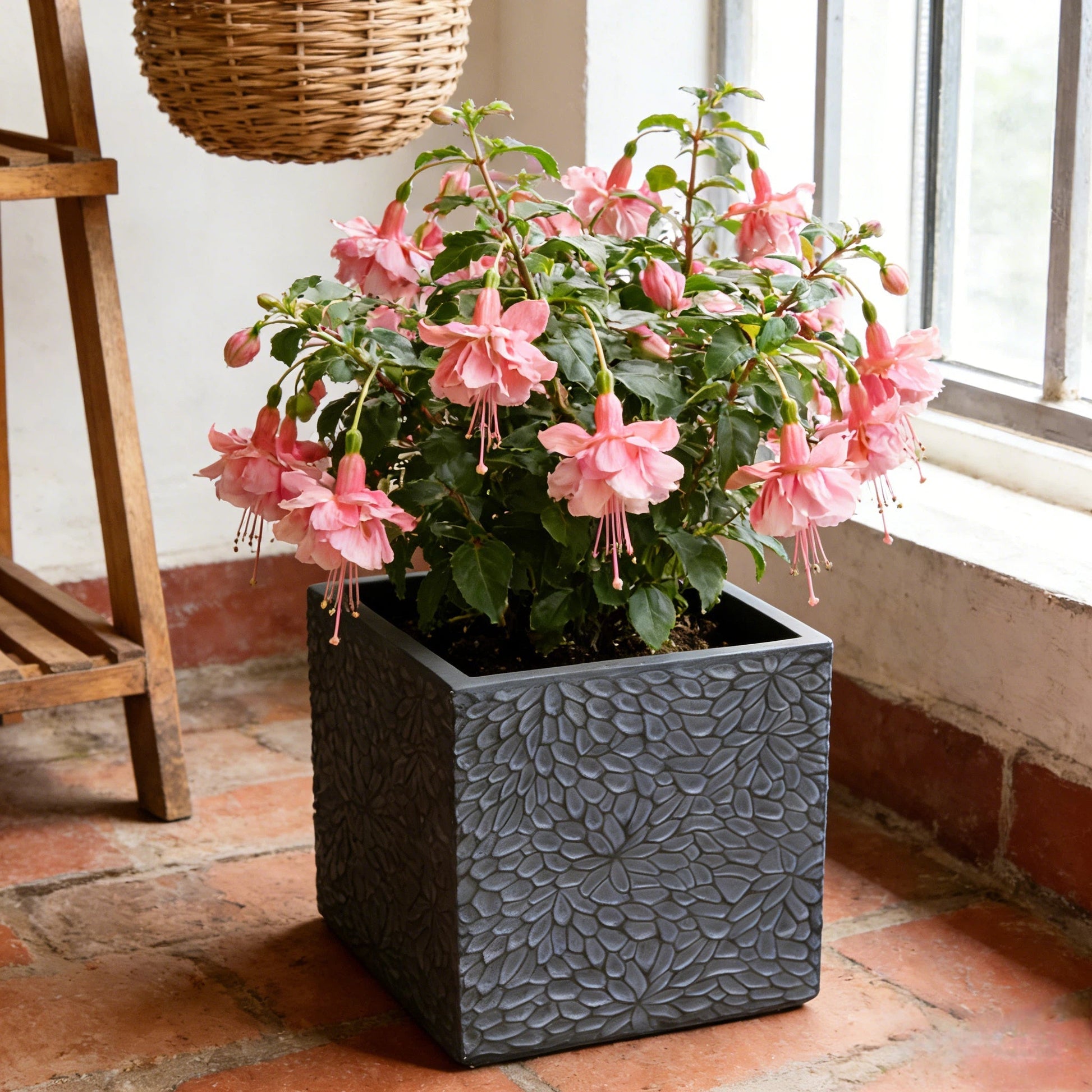 Large magnesium oxide planter set of 4 in textured dark gray pebble pattern by HouseOfZazla on Tampa Home & Garden Store