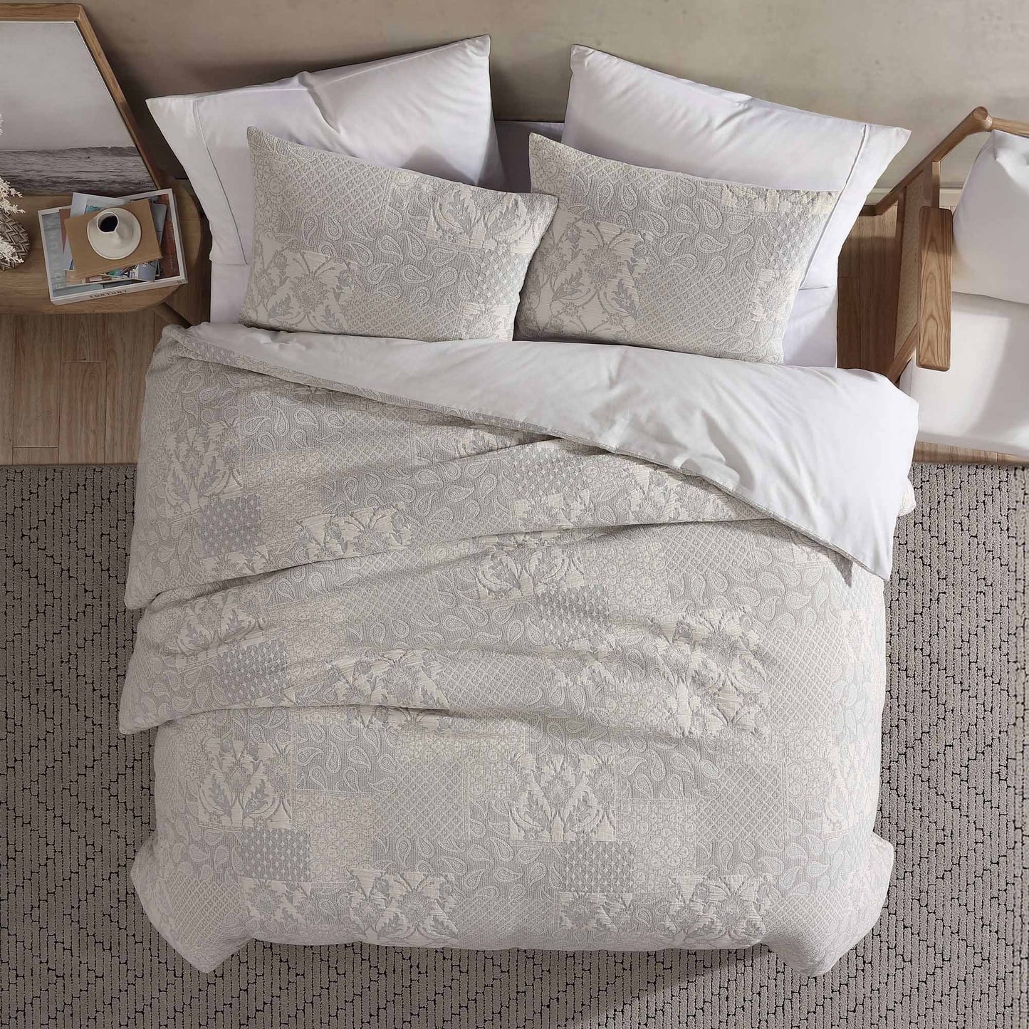 Paisley Ivory Cotton Matelassé Comforter Set