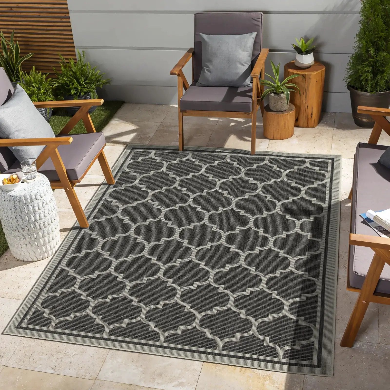 Sunshine polypropylene indoor/outdoor runner rug 2 ft 7 in x 7 ft 3 in charcoal gray trellis on Tampa Home & Garden Store