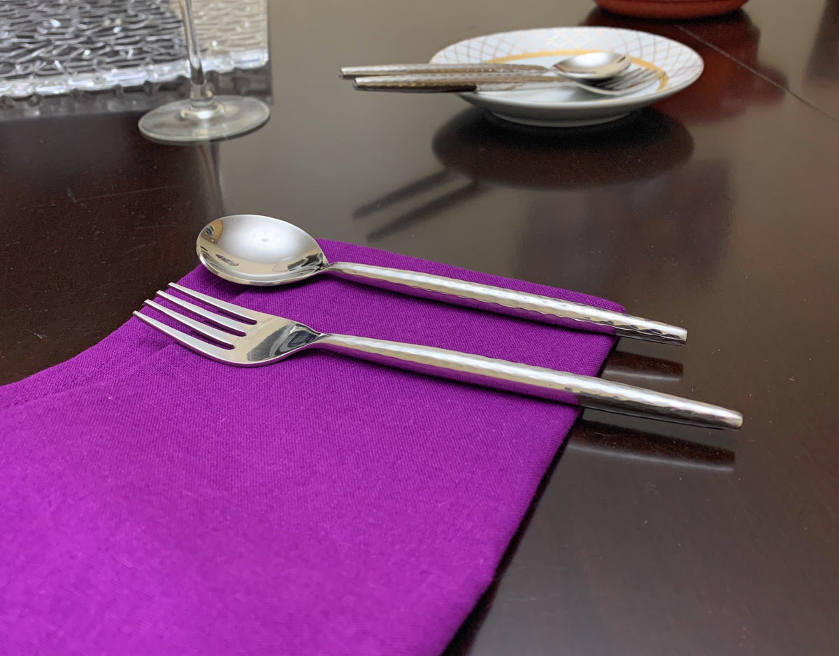 Vibhsa hammered silver flatware set of 20 in stainless steel on Tampa Home & Garden Store