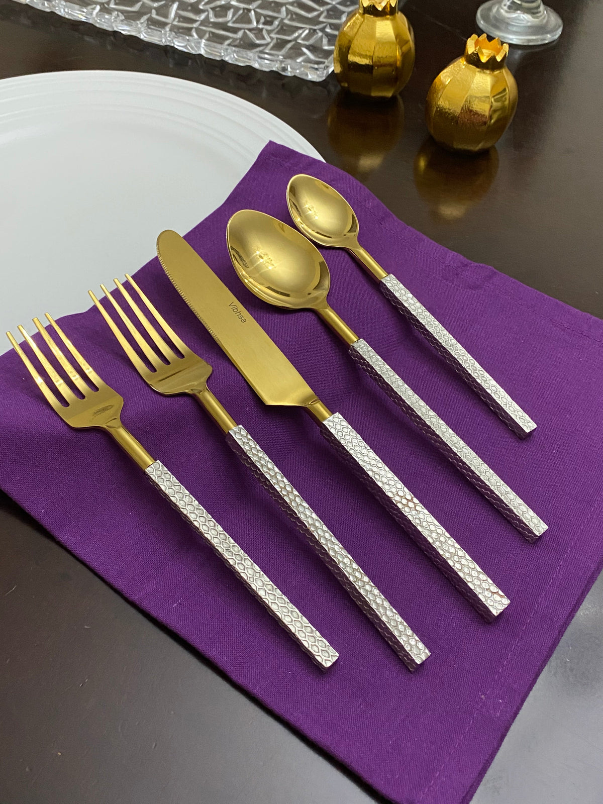 Vibhsa 20pc gold stainless steel flatware set with textured silver handles knife and spoons on Tampa Home & Garden Store