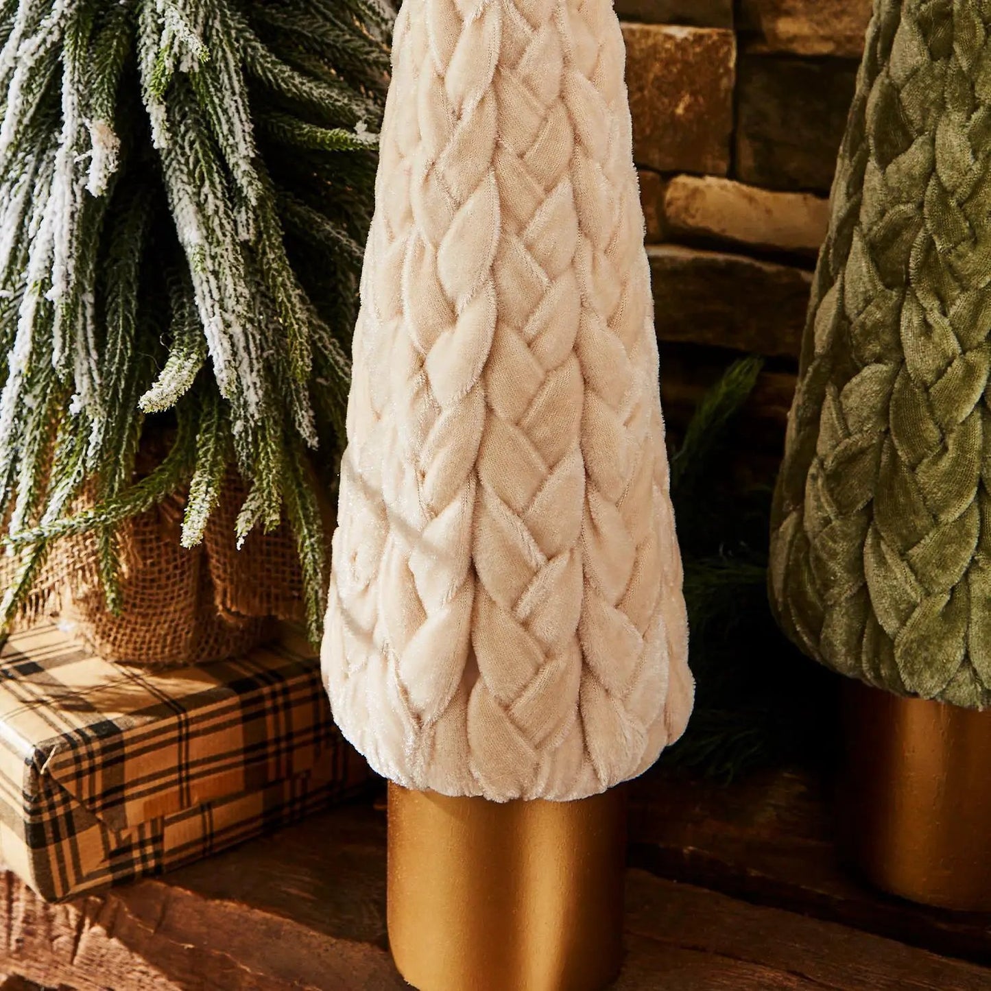 Velvet Christmas Tree Decor for Cozy Holidays