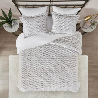 Ultra Plush Down Alternative Comforter in Ivory
