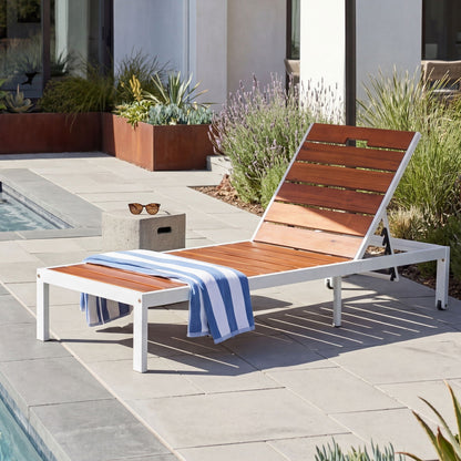Outdoor Chaise Pool Chair For Reading And Sunbath