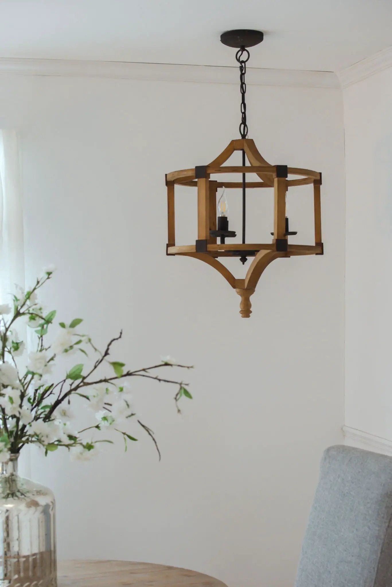 Three Light Wood Drum Chandelier With Chain Brown