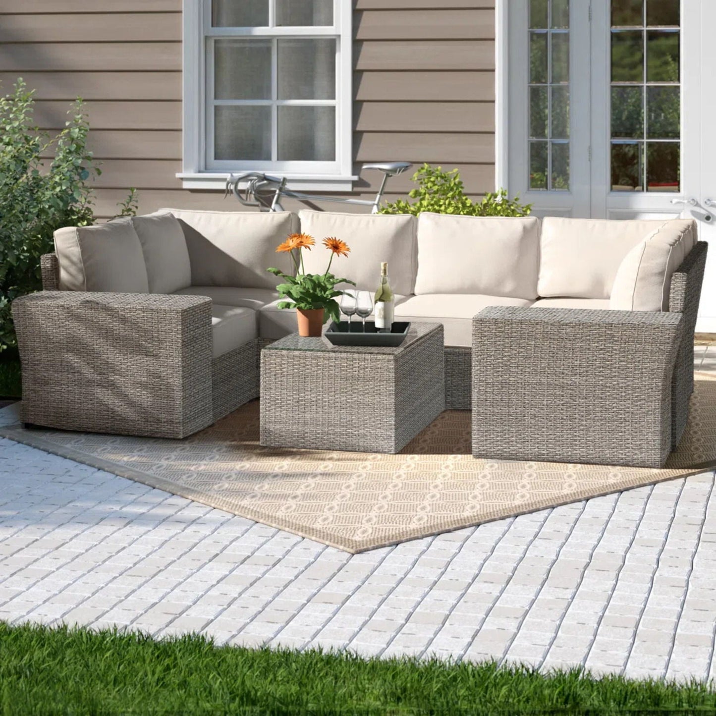 Outdoor Wicker Sectional and Thick Cushions