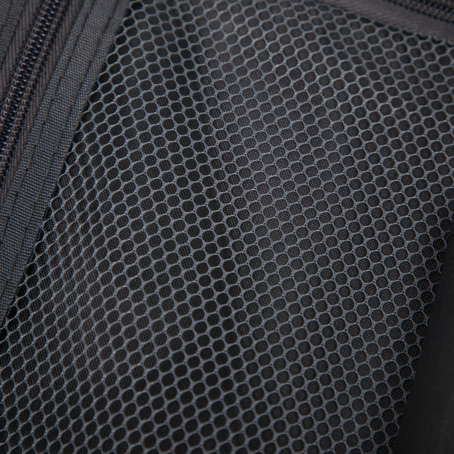 2-piece ABS spinner luggage set interior hex mesh lining with zipper in dark gray on Tampa Home & Garden Store