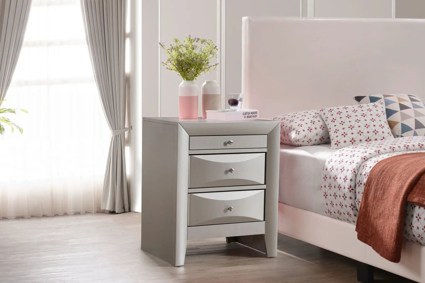 Modern Design Nightstand with Durable Wood Veneer