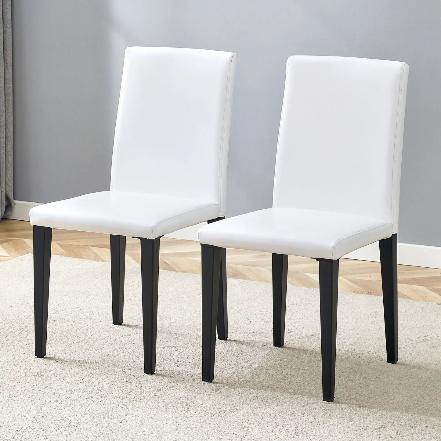 Versatile Dining Chairs with Comfortable Design