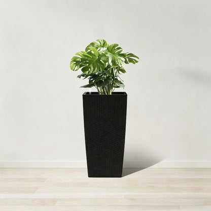 Indoor Outdoor Planter With Auto Watering