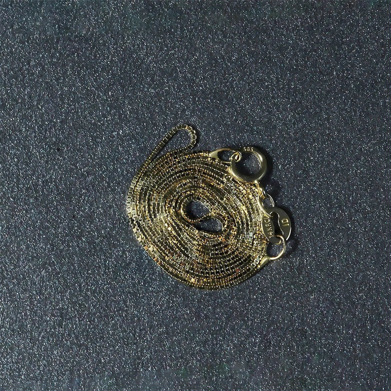 14k yellow gold classic box chain necklace 0.6mm with circular pendant detail on Tampa Home & Garden Store