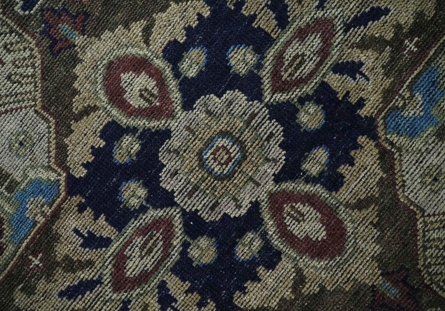 8x10 Antique look Brown, Beige and Blue Traditional Medallion wool Area Rug - Tampa Home & Garden Store