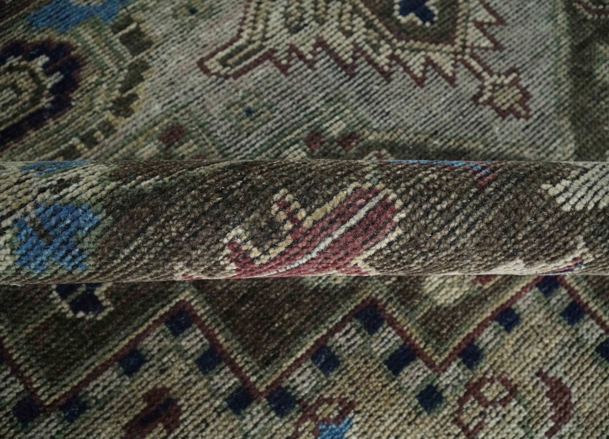 8x10 Antique look Brown, Beige and Blue Traditional Medallion wool Area Rug - Tampa Home & Garden Store