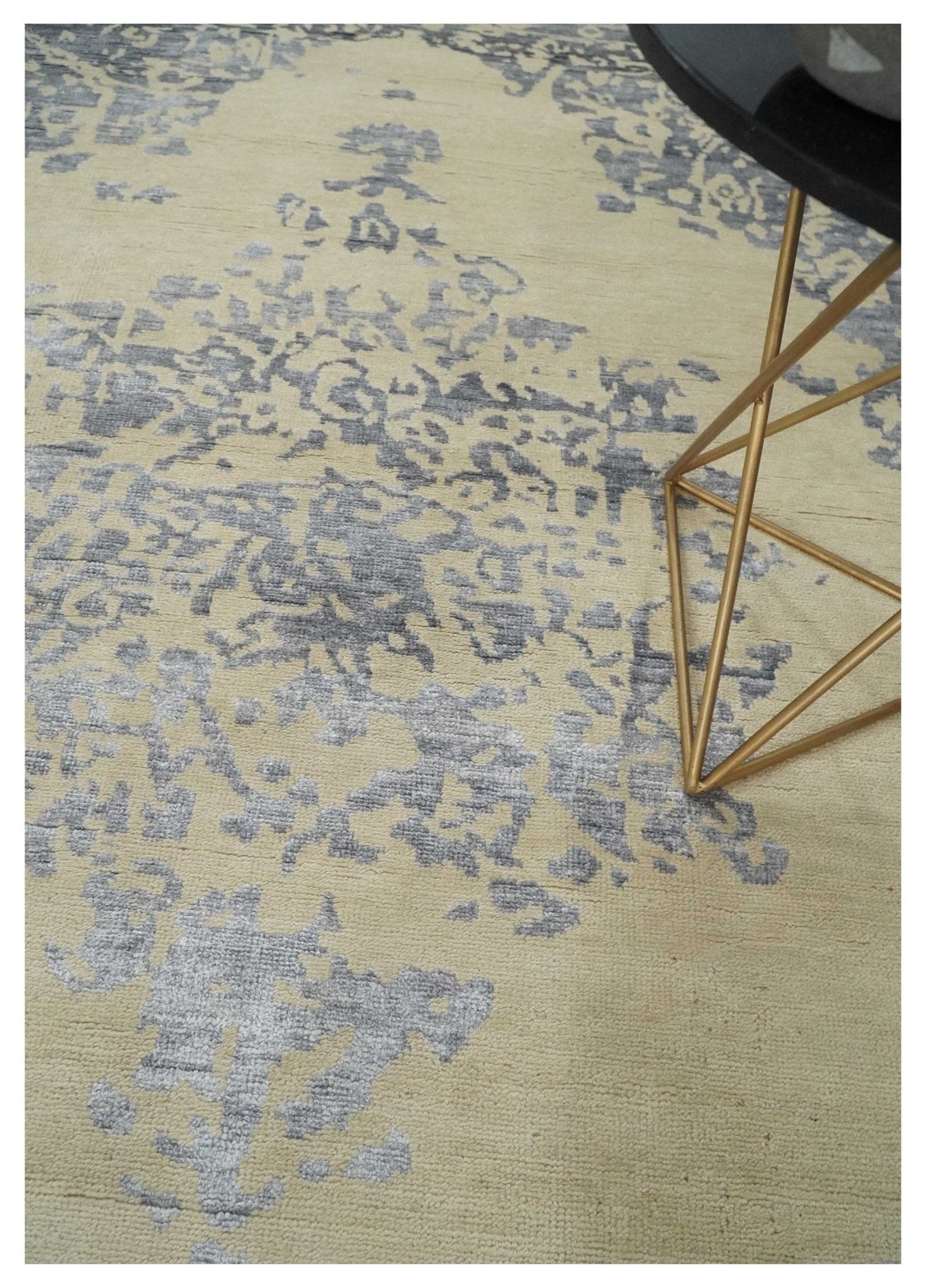 8x10 Beige, Charcoal and Silver Traditional Medallion Hand Knotted Wool and Bamboo Silk Area Rug - Tampa Home & Garden Store