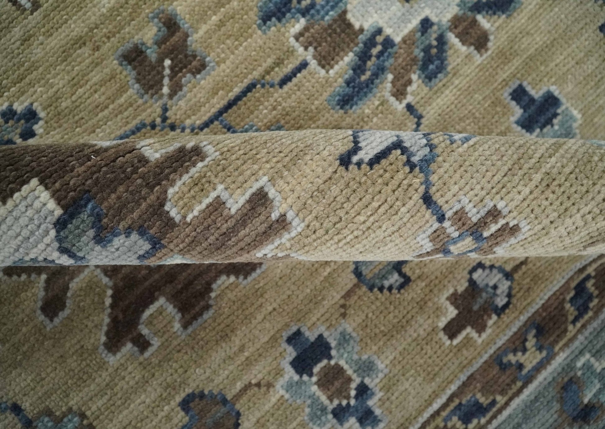 8x10 Traditional Beige and Gray Antique Style Floral Hand knotted Wool Area Rug - Tampa Home & Garden Store