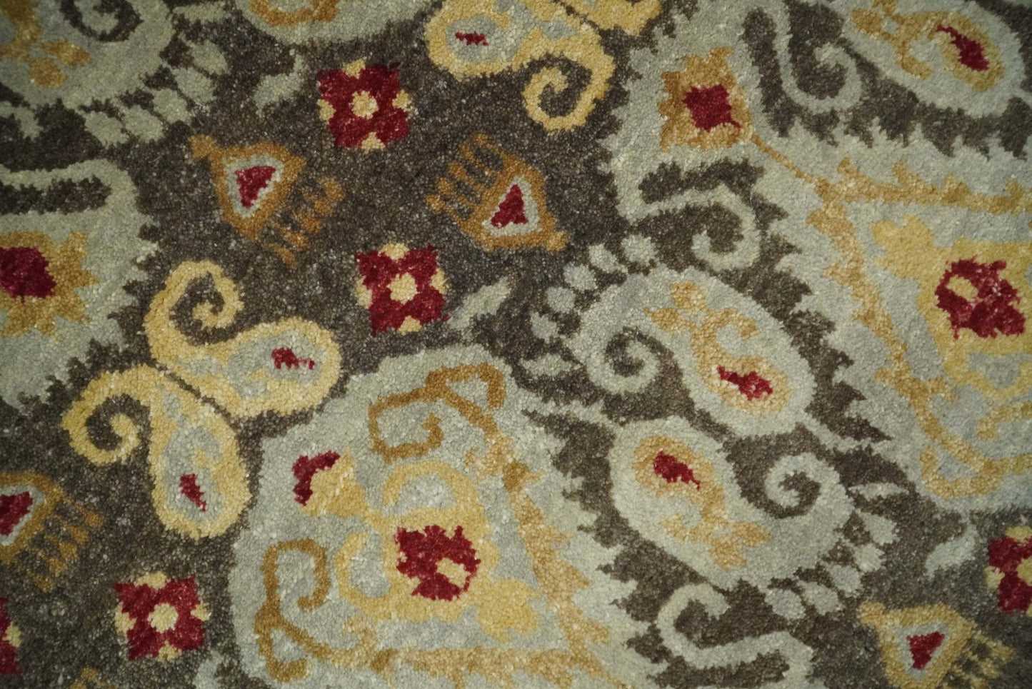 Tapis rond 8x8 en laine antique, noué à la main, brun et beige, style persan traditionnel vintage | AGR48