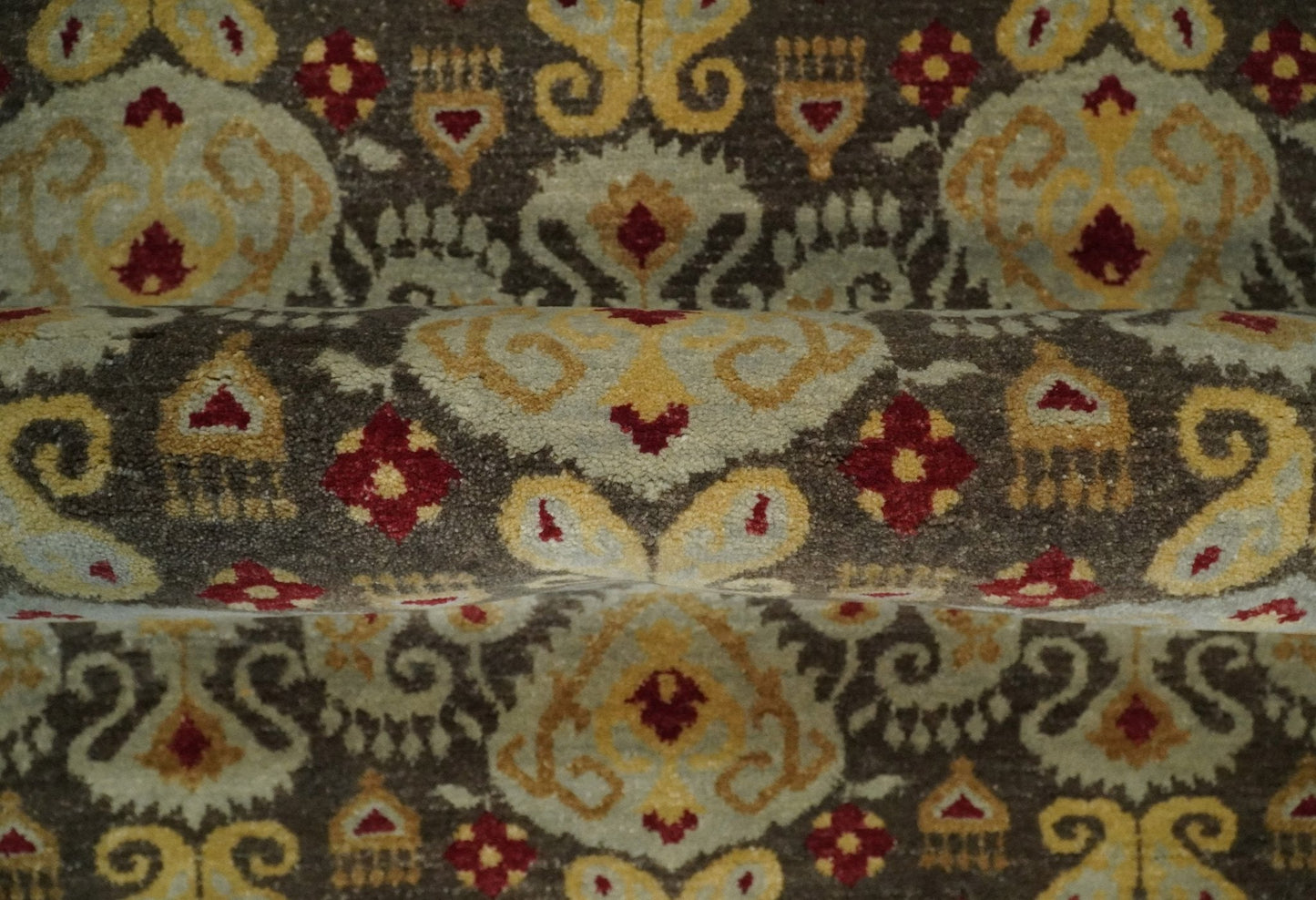 Tapis rond 8x8 en laine antique, noué à la main, brun et beige, style persan traditionnel vintage | AGR48