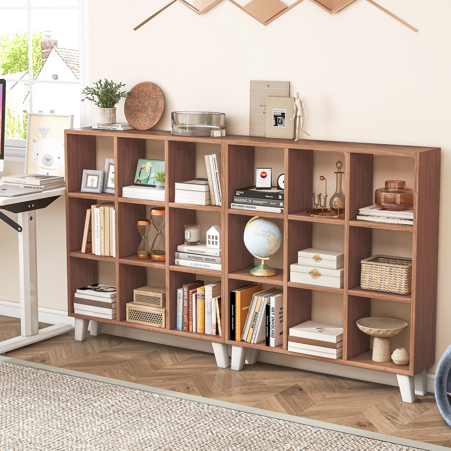 Estantería de 9 cubos con 6 estantes extraíbles y patas de soporte elevadas - Marrón