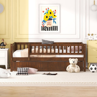 Multi Functional Wooden Daybed and Bedroom