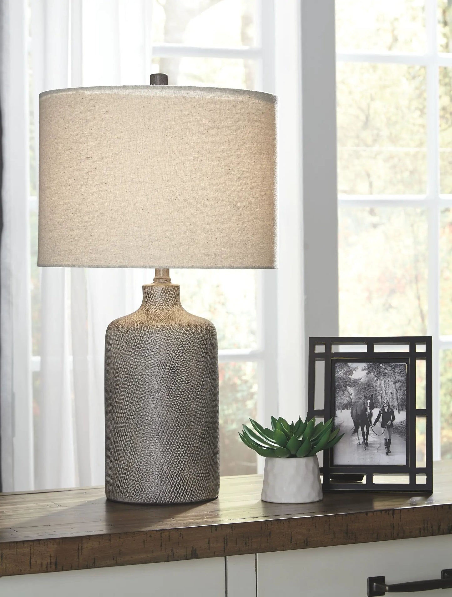 Linus Ceramic Table Lamp Antique Black Decor