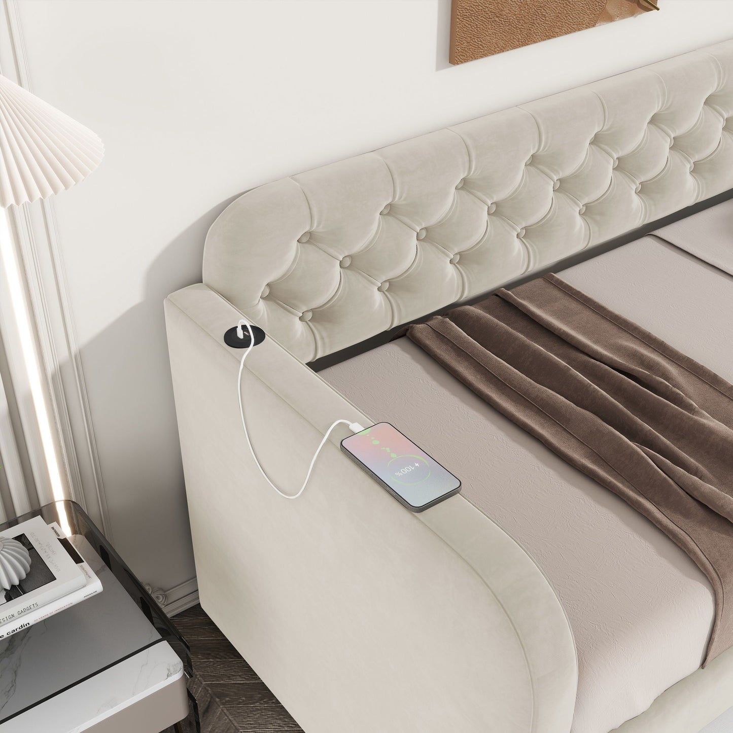 Upholstered Daybed With Trundle and USB Outlet